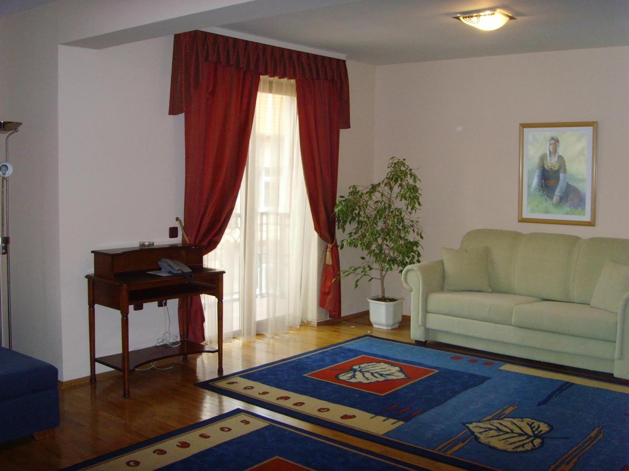 Meridian Hotel Bolyarski Велико-Тирново Екстер'єр фото